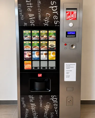 Kaffee- und Heißgetränkeautomat für Betriebe